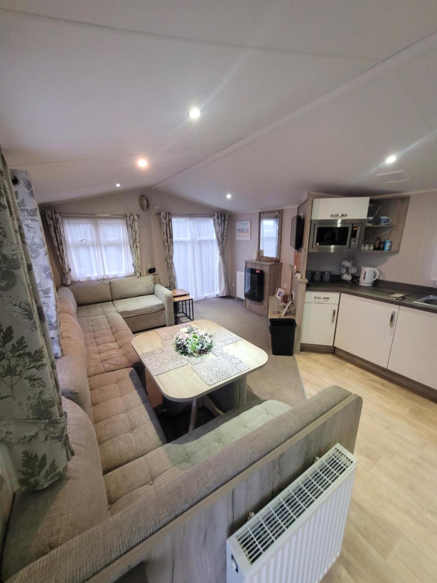 A22 Unity Beach Holiday Resort Unity Brean Sleeps 8 People 3 Bedrooms 1 Pet Stays Free Berrow Luaran gambar
