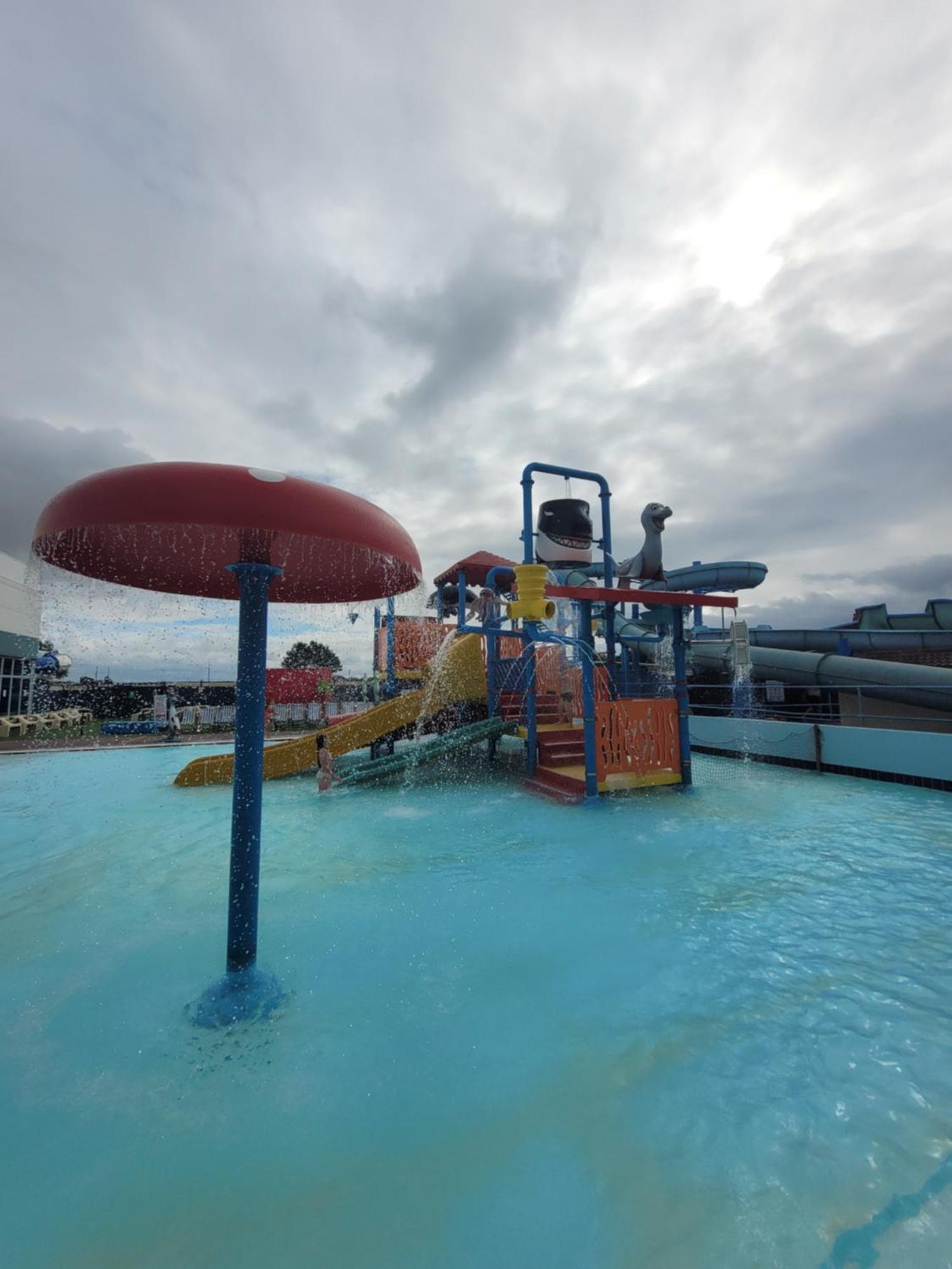A22 Unity Beach Holiday Resort Unity Brean Sleeps 8 People 3 Bedrooms 1 Pet Stays Free Berrow Luaran gambar
